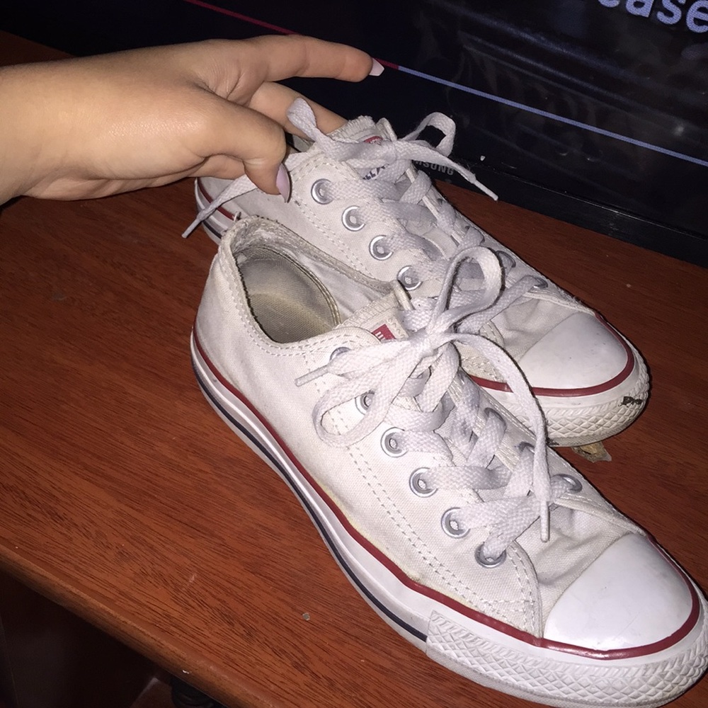 white chuck taylor’s converse all star